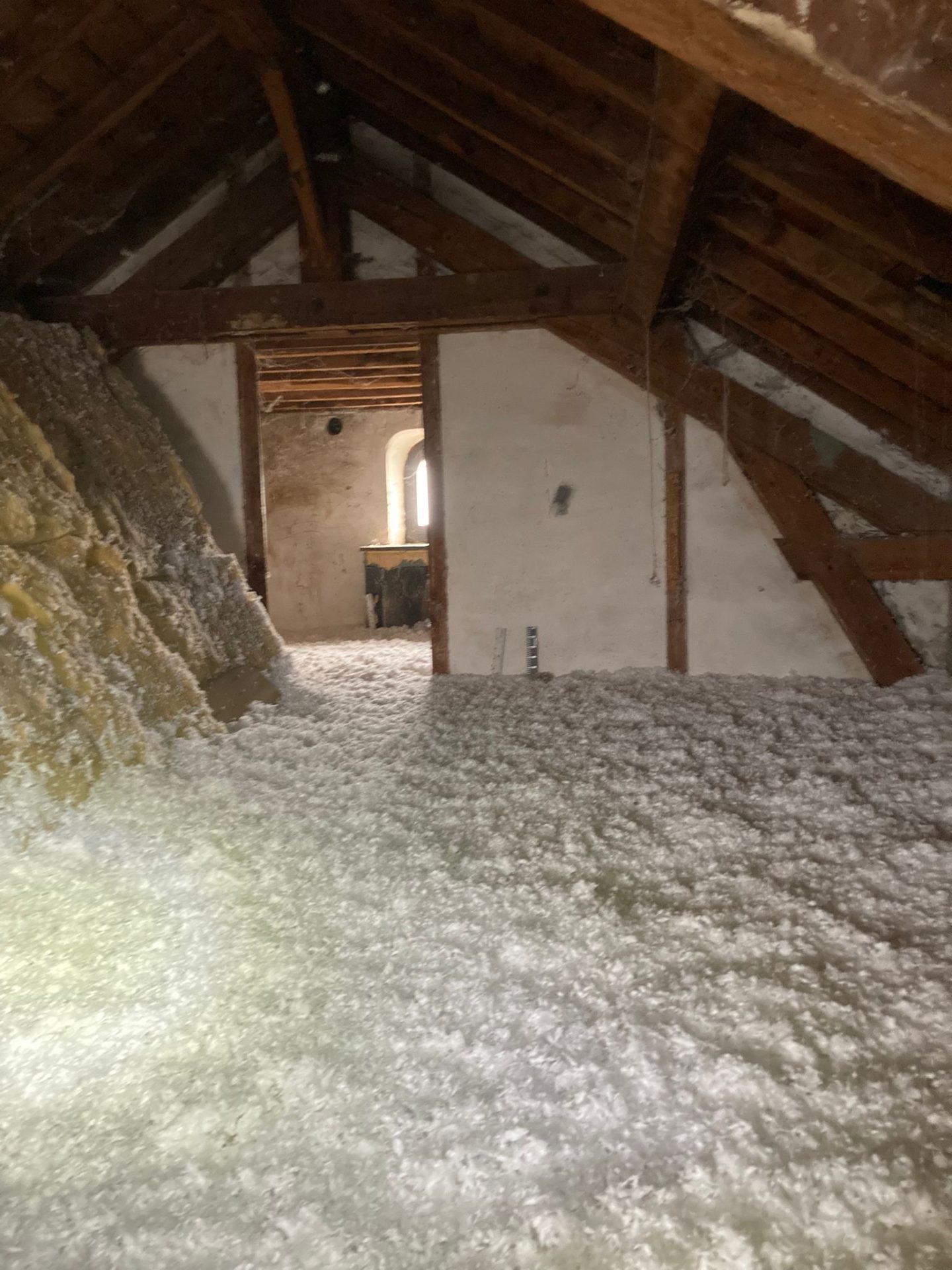 Rénovation de l’isolation des combles perdus de la commune de Marcilloles en Isère (38260) Rénovation de l’isolation des combles perdus de la commune de Marcilloles en Isère (38260)